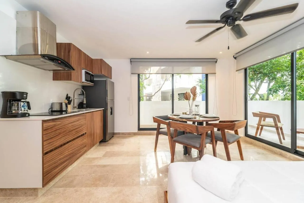 King Suite With Balcony Gym Rooftop Pool T5 102 Tulum 0*,