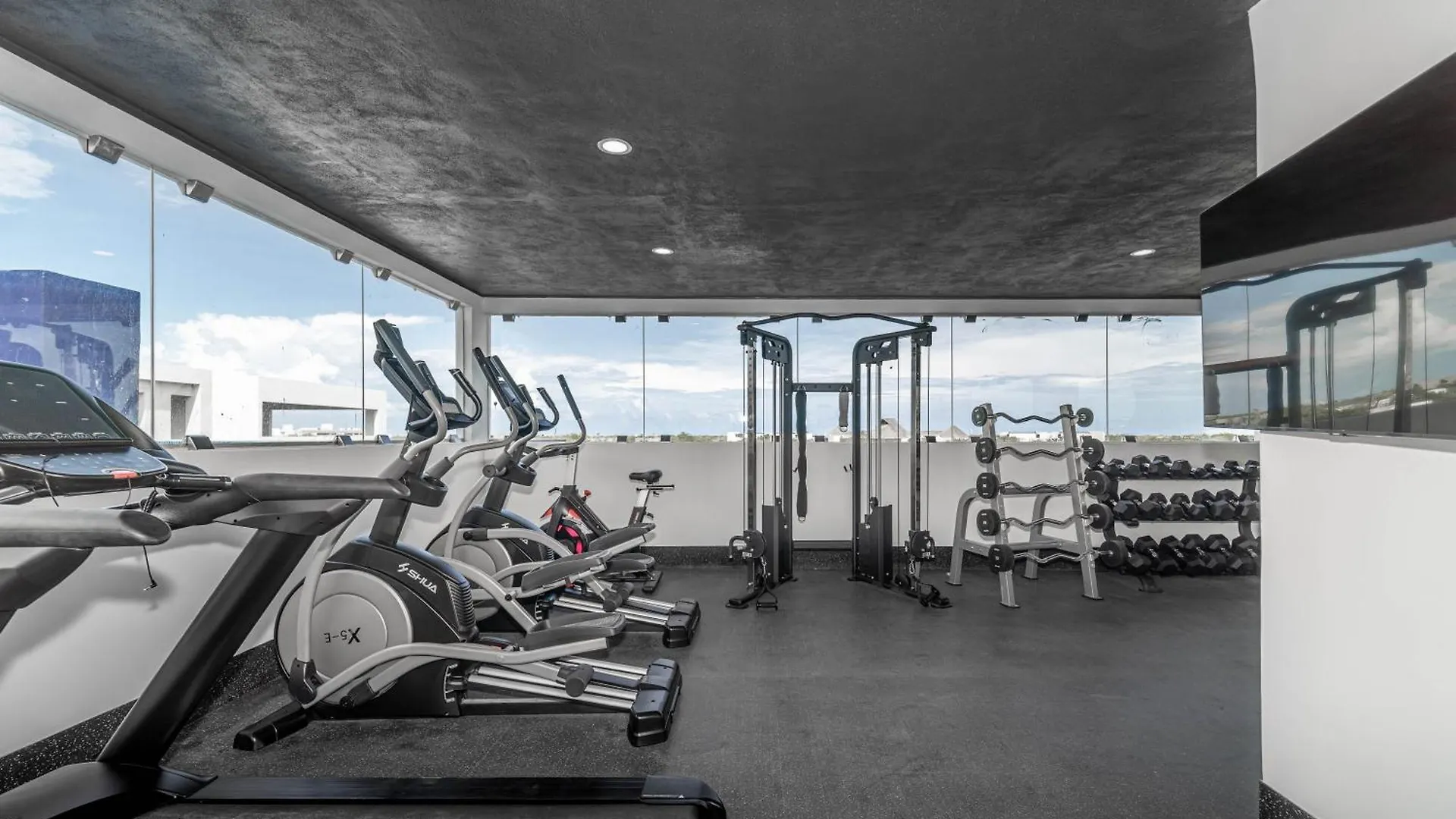 King Suite With Balcony Gym Rooftop Pool T5 102 Tulum Mexico
