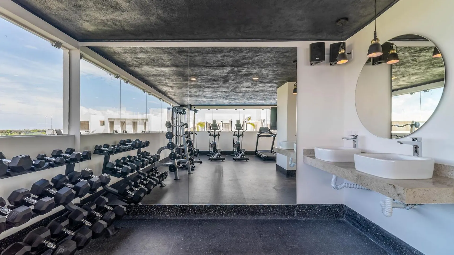 Holiday home King Suite With Balcony Gym Rooftop Pool T5 102 Tulum