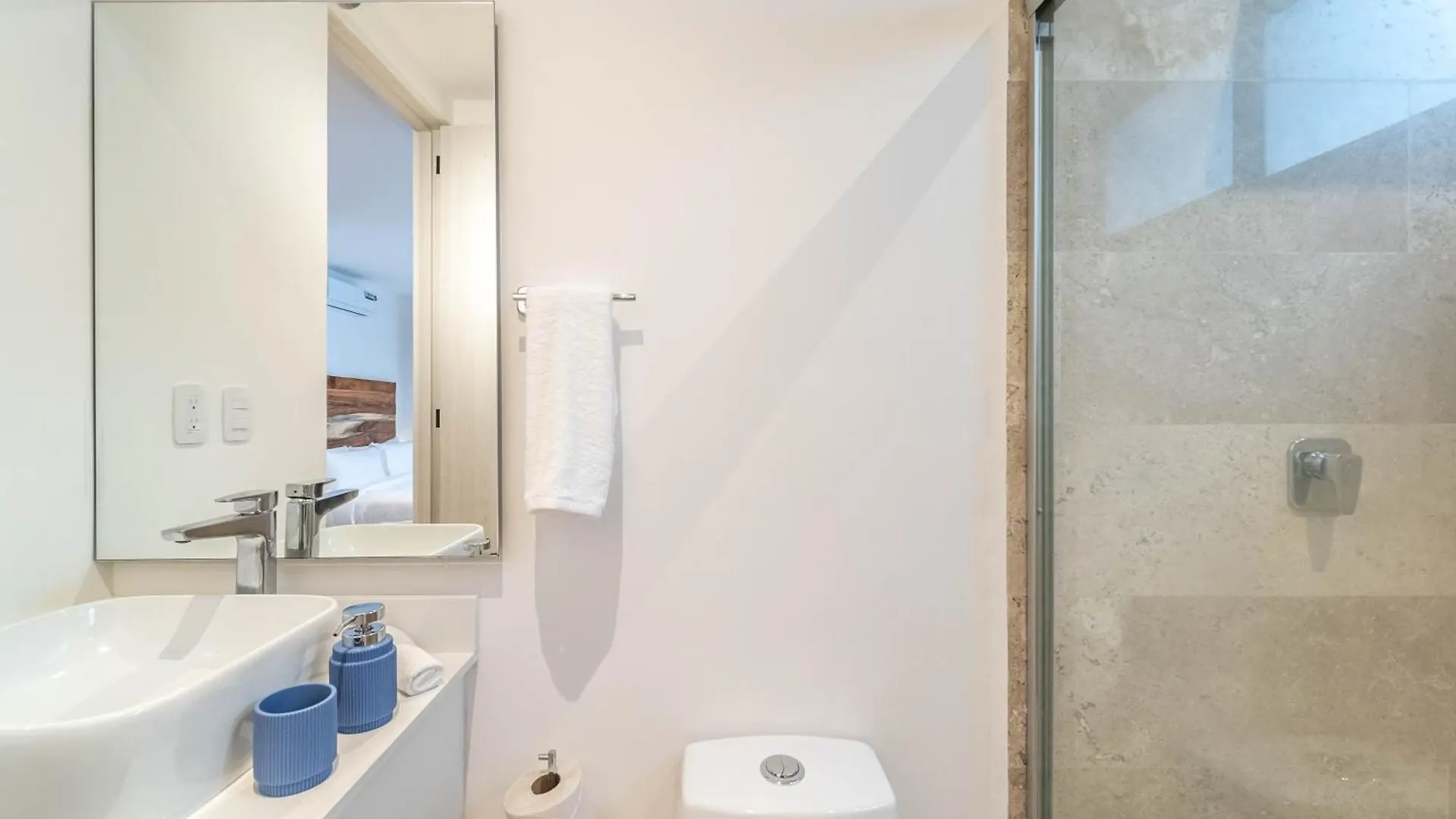 King Suite With Balcony Gym Rooftop Pool T5 102 Tulum 0*,