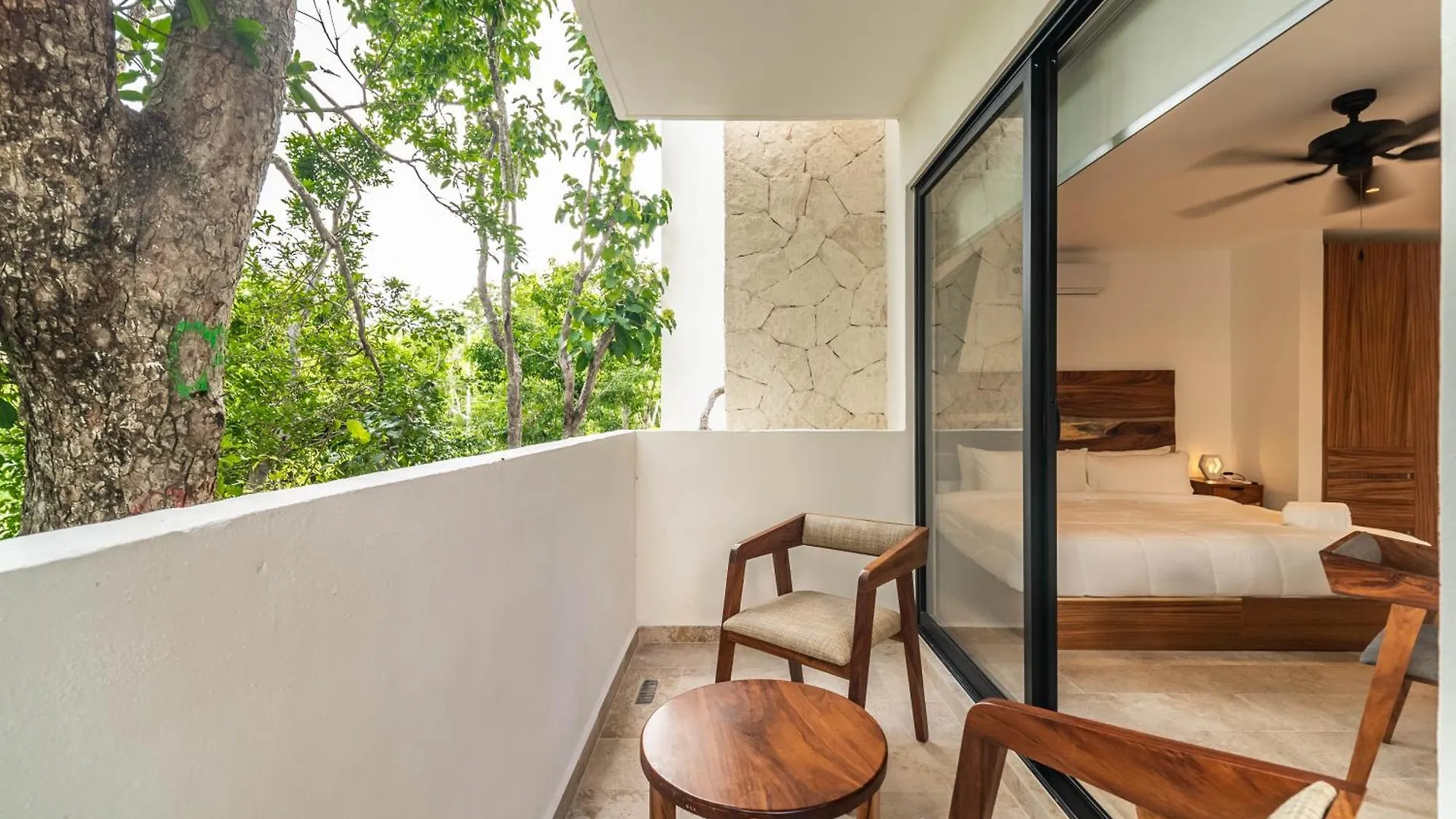 King Suite With Balcony Gym Rooftop Pool T5 102 Tulum Holiday home